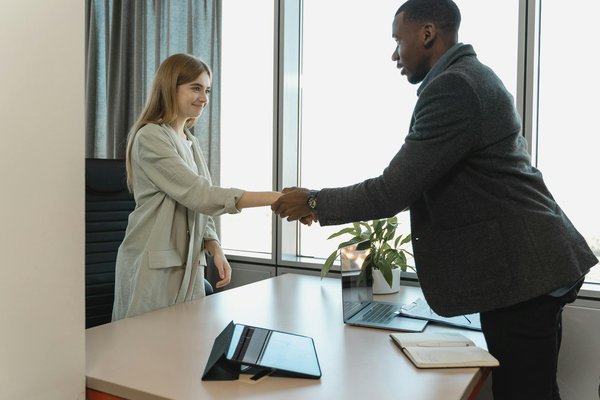 Gestion de la GPEC et des Plans de Départ Volontaire : Stratégies et Bonnes Pratiques